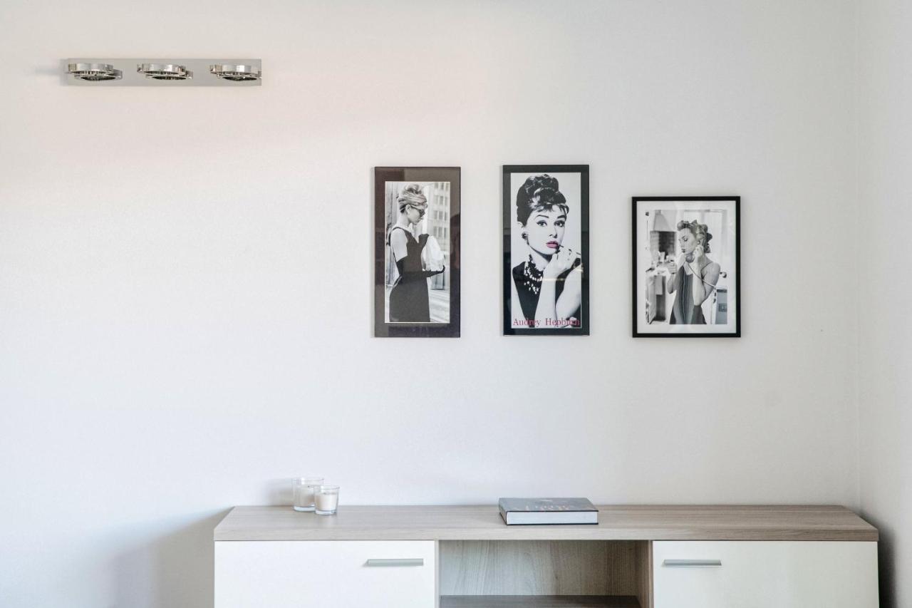 Silvia Lenno House - The House Of Travelers Apartment Exterior foto